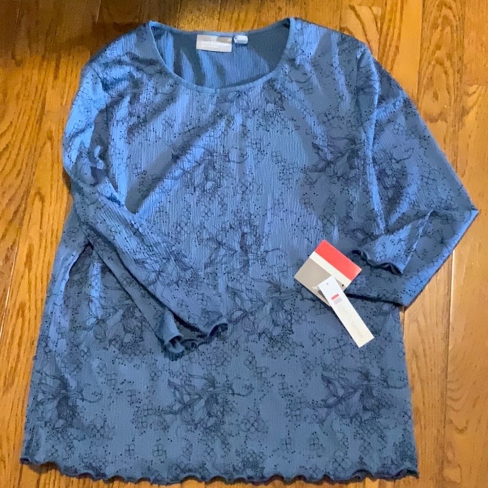 New woman’s blouse ..Bundle